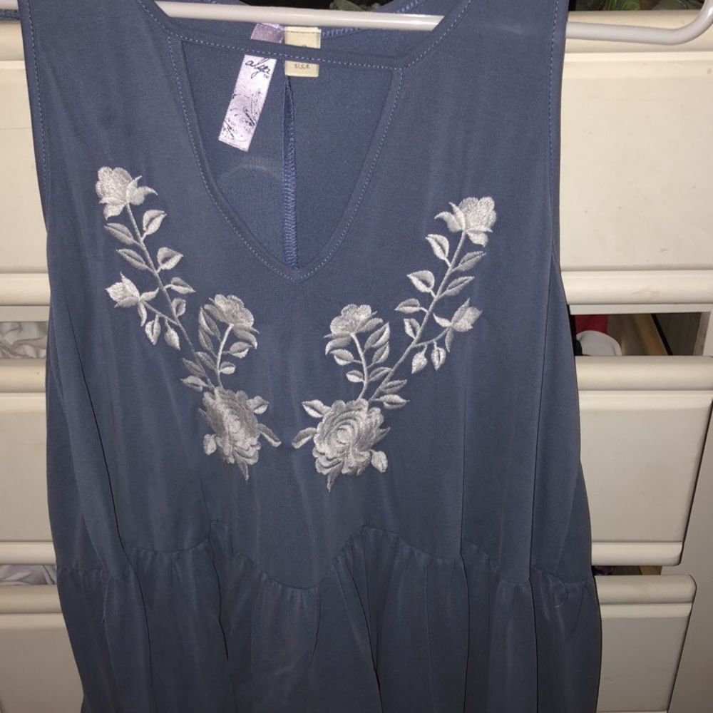 tank top!!